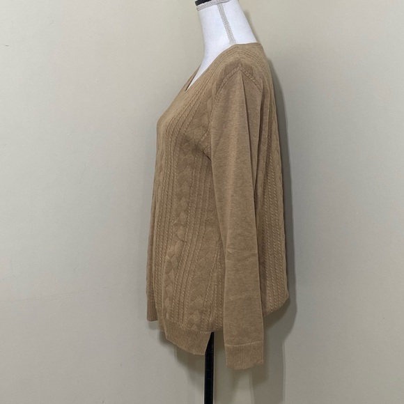 Talbots || Woman’s v neck knot tan sweater size Medium - Picture 2 of 6